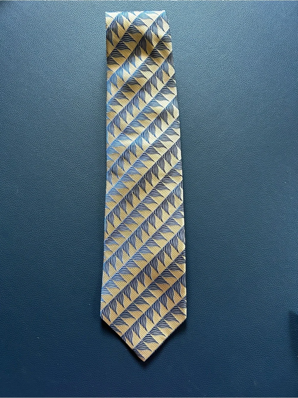 Bachrach Blue and Cream Diagonal Geometric Tie